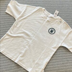 New Gap kids size s White T-Shirt with Logo